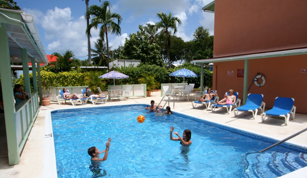 Worthing Court Apartment Hotel- Pool Side